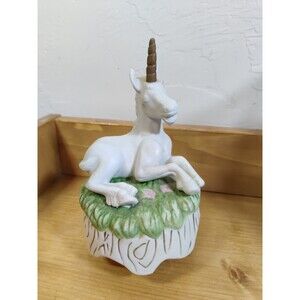 Vintage 1979 Unicorn ~7" Music Box Ceramic Taiwan Works Plays "Impossible Dream"